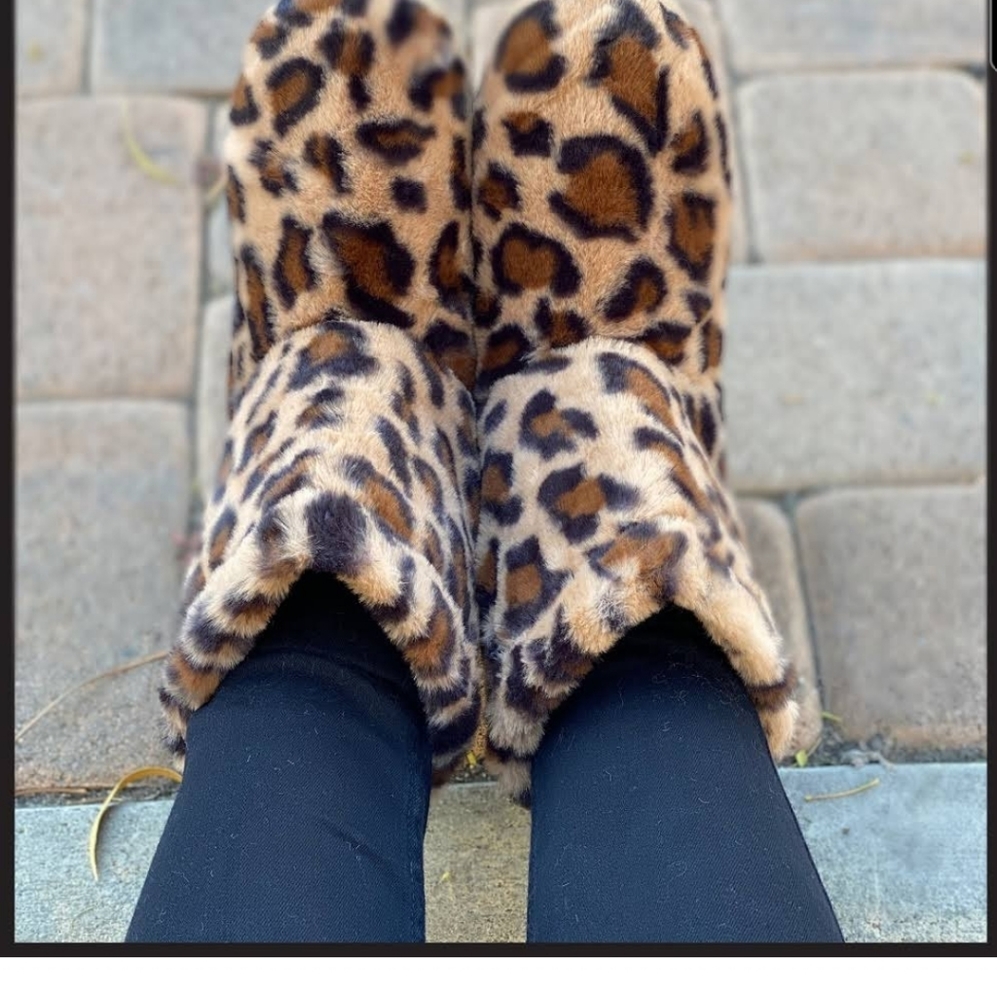 Bamboo cozy boots